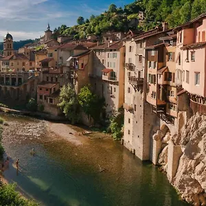 Maison Suspendue Avec Jacuzzi Privatif Pont-en-Royans